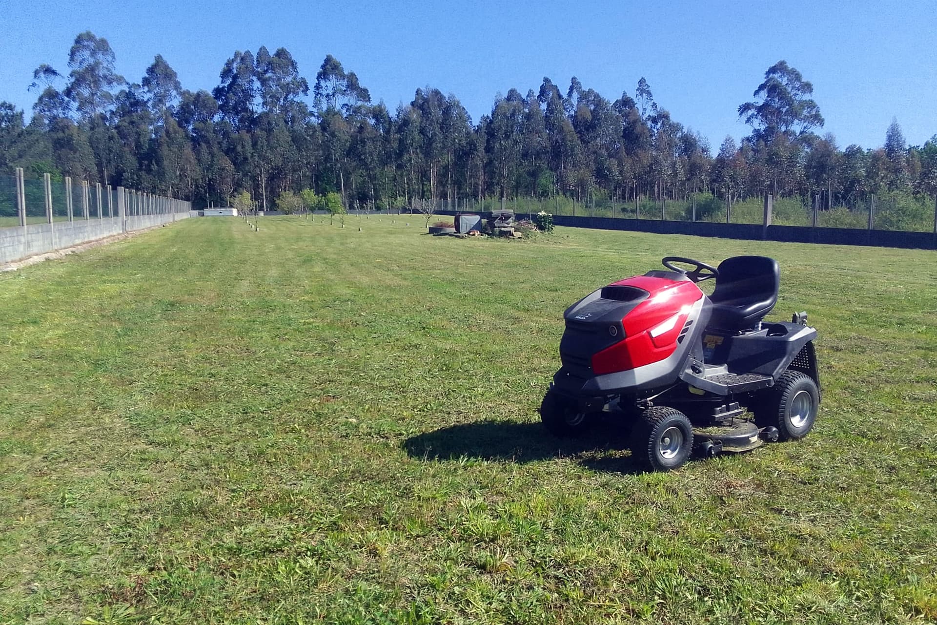 empresa de mantenimiento de jardines en Negreira